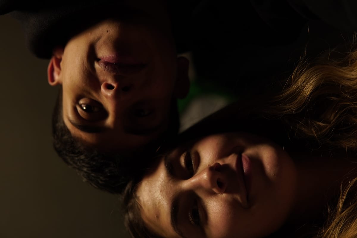 Enara y José Luis en el estudio